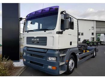 Container transporter/ Swap body truck MAN TGA18.350 4x2 Chassis Truck: picture 1