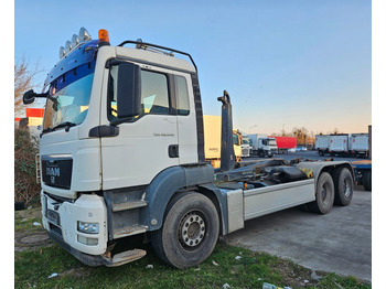 Hook lift truck MAN TGS 26.440 6x4 Hakenabroller Meiller Blatt/Blatt: picture 1