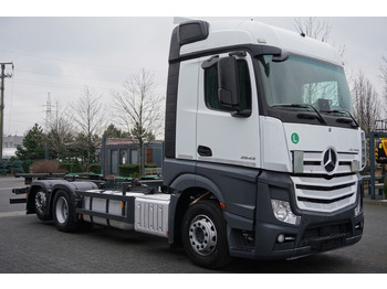 Cab chassis truck MERCEDES-BENZ Actros 2543 BDF 6×2 Standard: picture 2