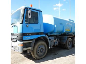 Tank truck Mercedes 3331: picture 1