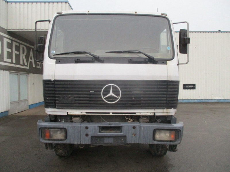 Cab chassis truck Mercedes-Benz 2426 , V8 , 6x4 , Manual , Spring Suspension: picture 6