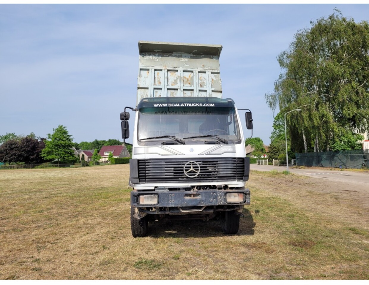 Tipper Mercedes-Benz 3535 8X4 Tipper V8 Spring/Spring Manual gearbox: picture 8