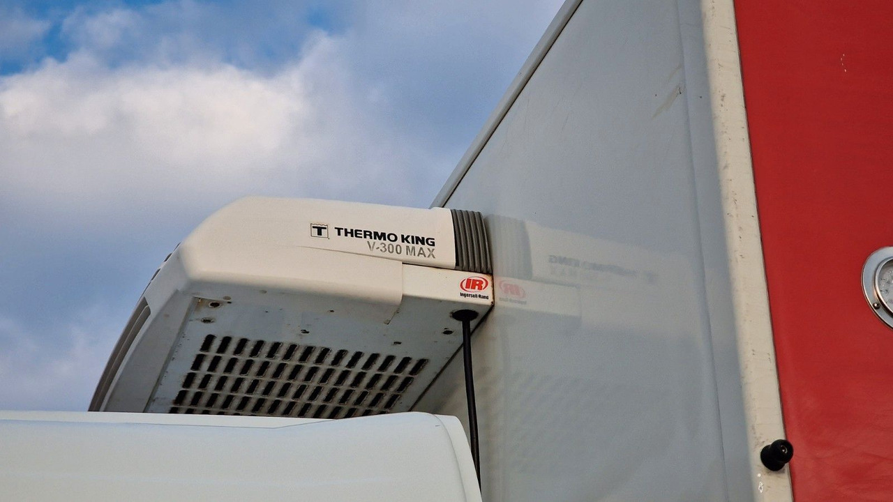 Refrigerator truck Mercedes-Benz ATEGO 1022 Mit Thermo King V-300 Max Bis -32C: picture 35