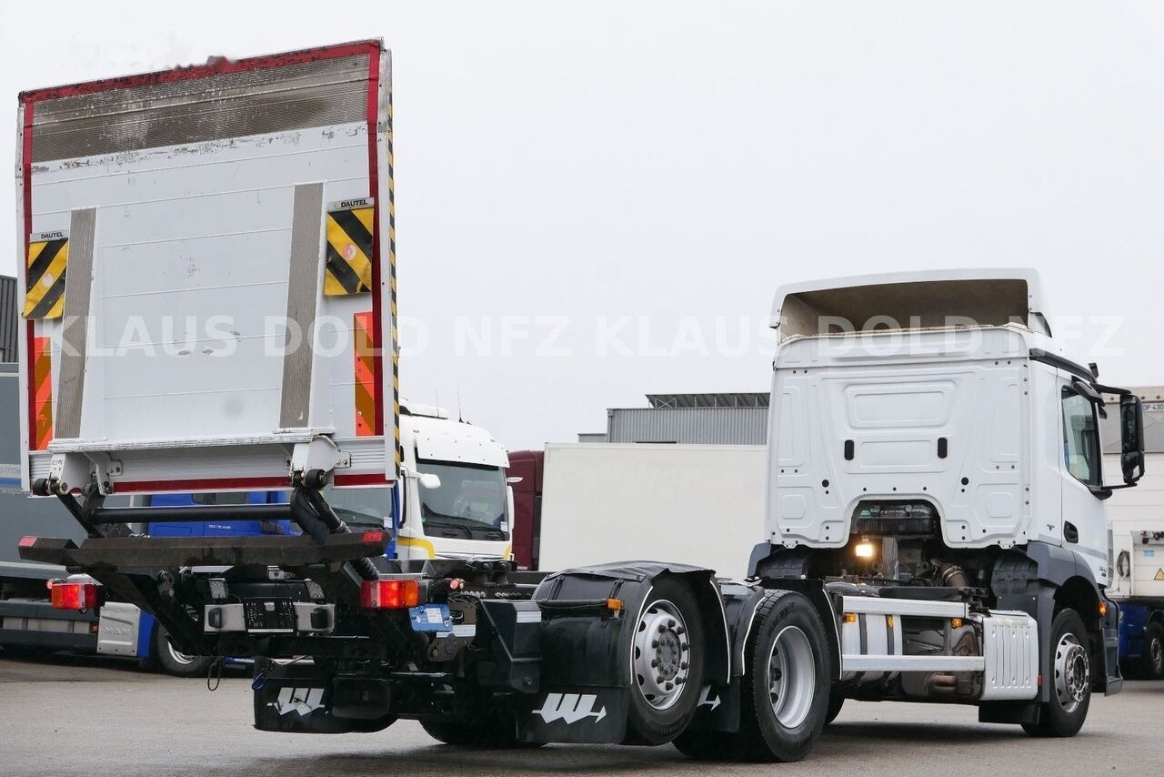 Lease a Mercedes-Benz Actros 2540 6x2 BDF Container truck + tail lift Mercedes-Benz Actros 2540 6x2 BDF Container truck + tail lift: picture 3