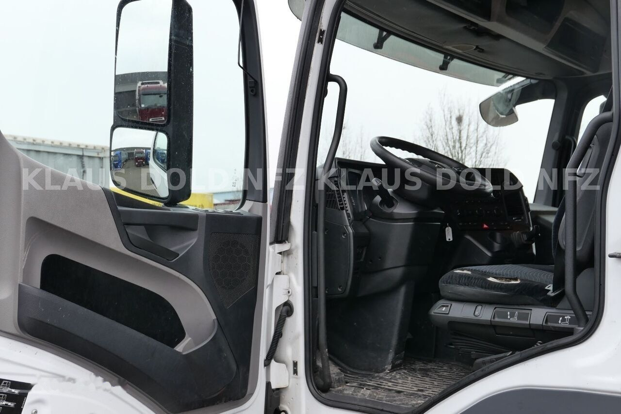 Lease a Mercedes-Benz Actros 2540 6x2 BDF Container truck + tail lift Mercedes-Benz Actros 2540 6x2 BDF Container truck + tail lift: picture 22