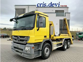 Skip loader truck Mercedes-Benz Actros 2544 6x2 Hyvalift Absetzkipper | Euro 5: picture 1