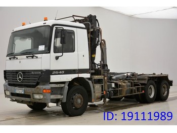 Hook lift truck, Crane truck Mercedes-Benz Actros 2640 - 6x4: picture 1