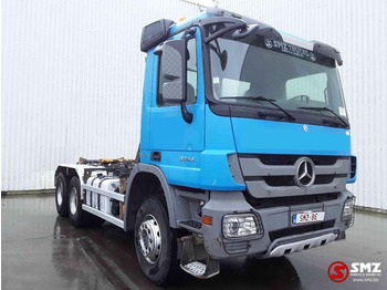 Container transporter/ Swap body truck MERCEDES-BENZ Actros 3344