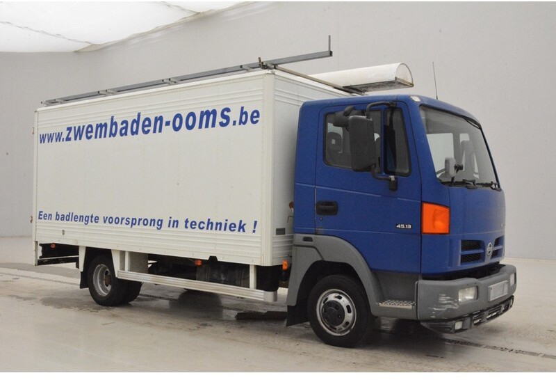 Box truck Nissan Atleon 45.13: picture 3
