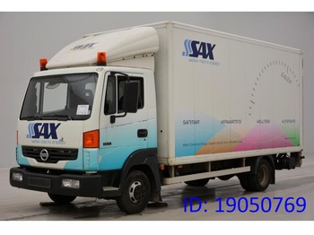 Box truck Nissan Atleon 56.15: picture 1