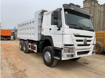 Tipper for transportation of heavy machinery SINOTRUK HOWO Dump truck 371: picture 1