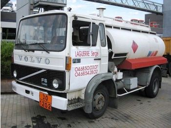 Volvo F610 - 5600 LITERS - Tank truck