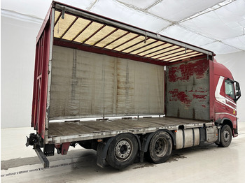 Curtainsider truck Volvo FH 420 Globetrotter - 6x2: picture 4