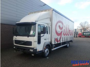 Curtainsider truck Volvo FL6 220 4x2 Euro 2: picture 1