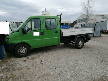 Flatbed van Peugeot Boxer doka