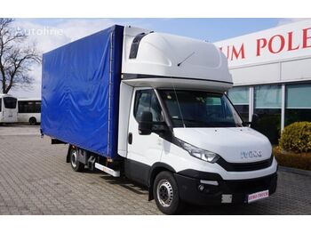 Curtain side van IVECO: picture 1