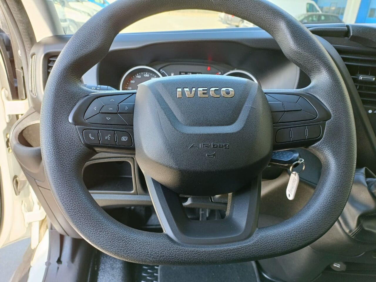Lease a IVECO DAILY 35S16 IVECO DAILY 35S16: picture 13