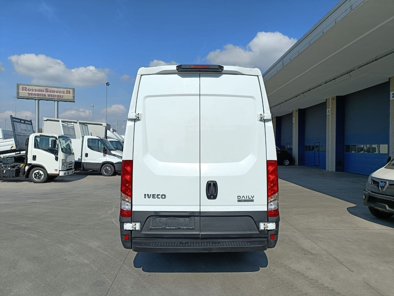 Lease a IVECO DAILY 35S16 IVECO DAILY 35S16: picture 4