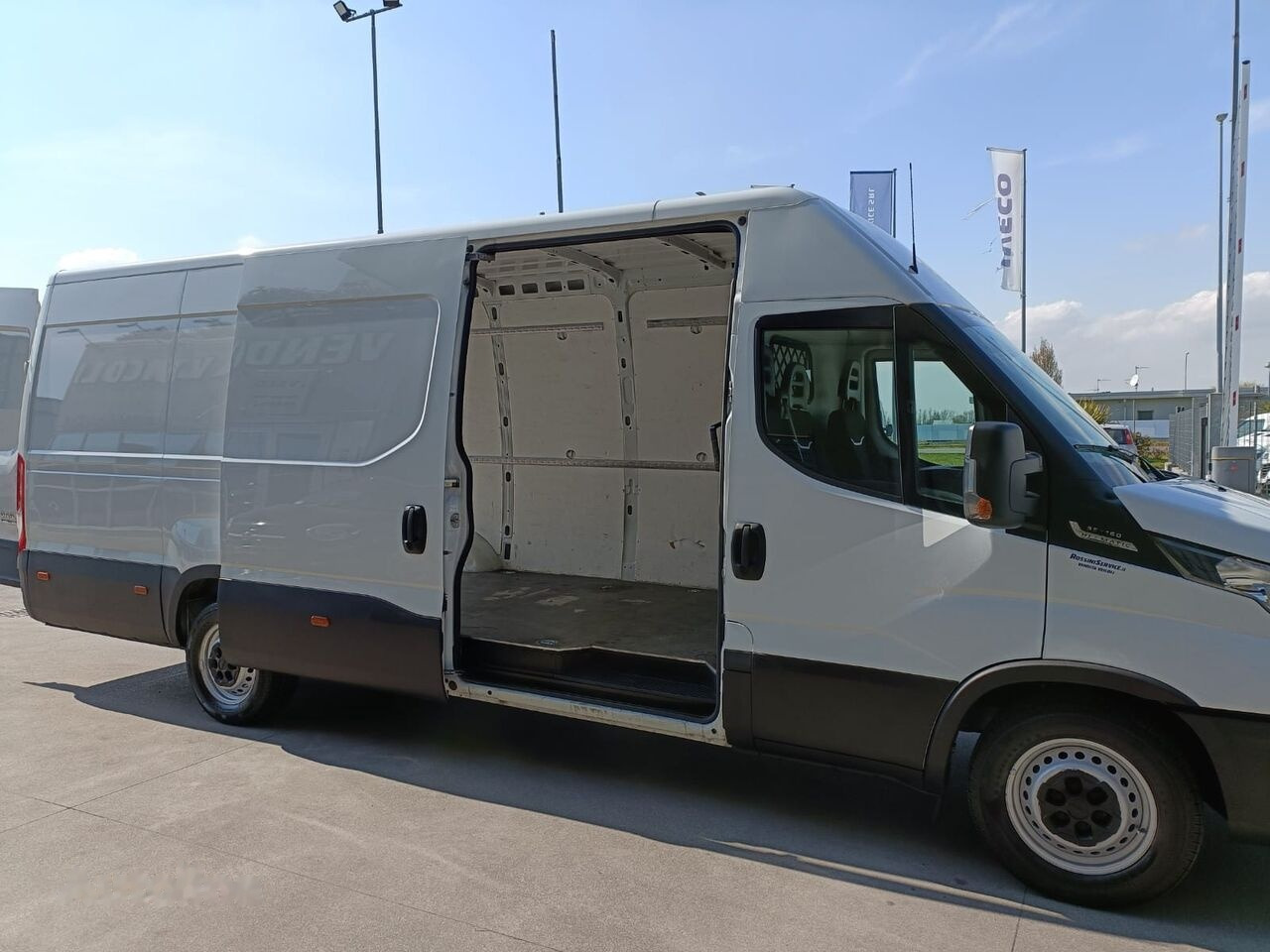 Lease a IVECO DAILY 35S16 IVECO DAILY 35S16: picture 6