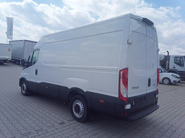 Lease a IVECO Daily 35S16V IVECO Daily 35S16V: picture 7