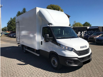 Box van IVECO Daily 35s18