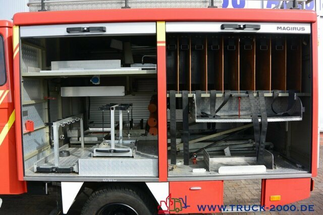 Box van, Combi van Iveco 75E16 A Mannschaft- Feuerwehr Löschpumpe SERVO: picture 3