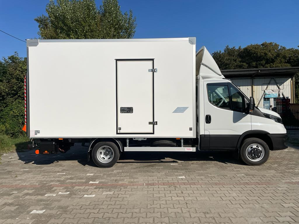 Lease a Iveco Daily 50C18HZ Container mit 8 Paletten und einem 750-kg-Aufzug Iveco Daily 50C18HZ Container mit 8 Paletten und einem 750-kg-Aufzug: picture 5