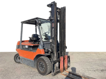  Toyota 7 FBEF 40 - Electric forklift: picture 1