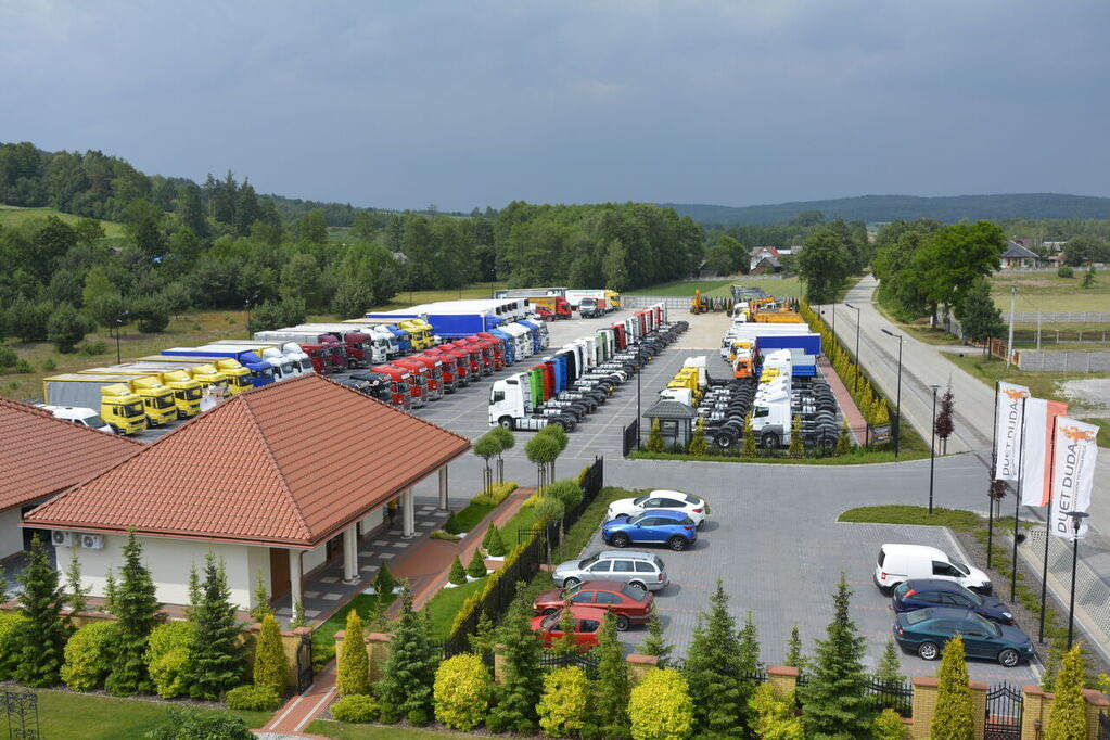 DUETDUDA - vehicles for sale undefined: picture 3