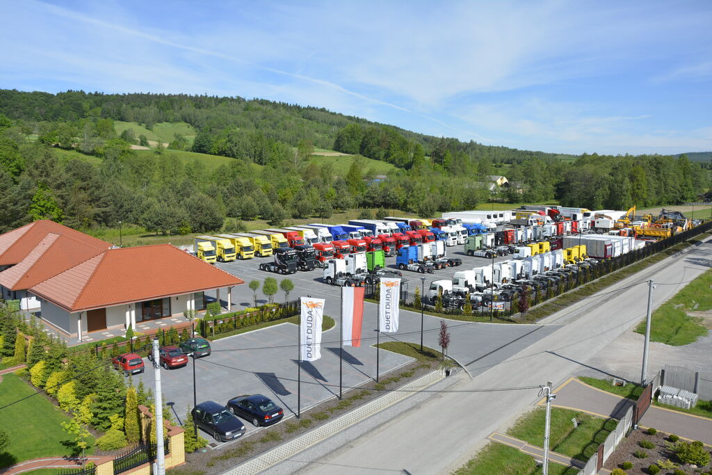 DUETDUDA - vehicles for sale undefined: picture 1