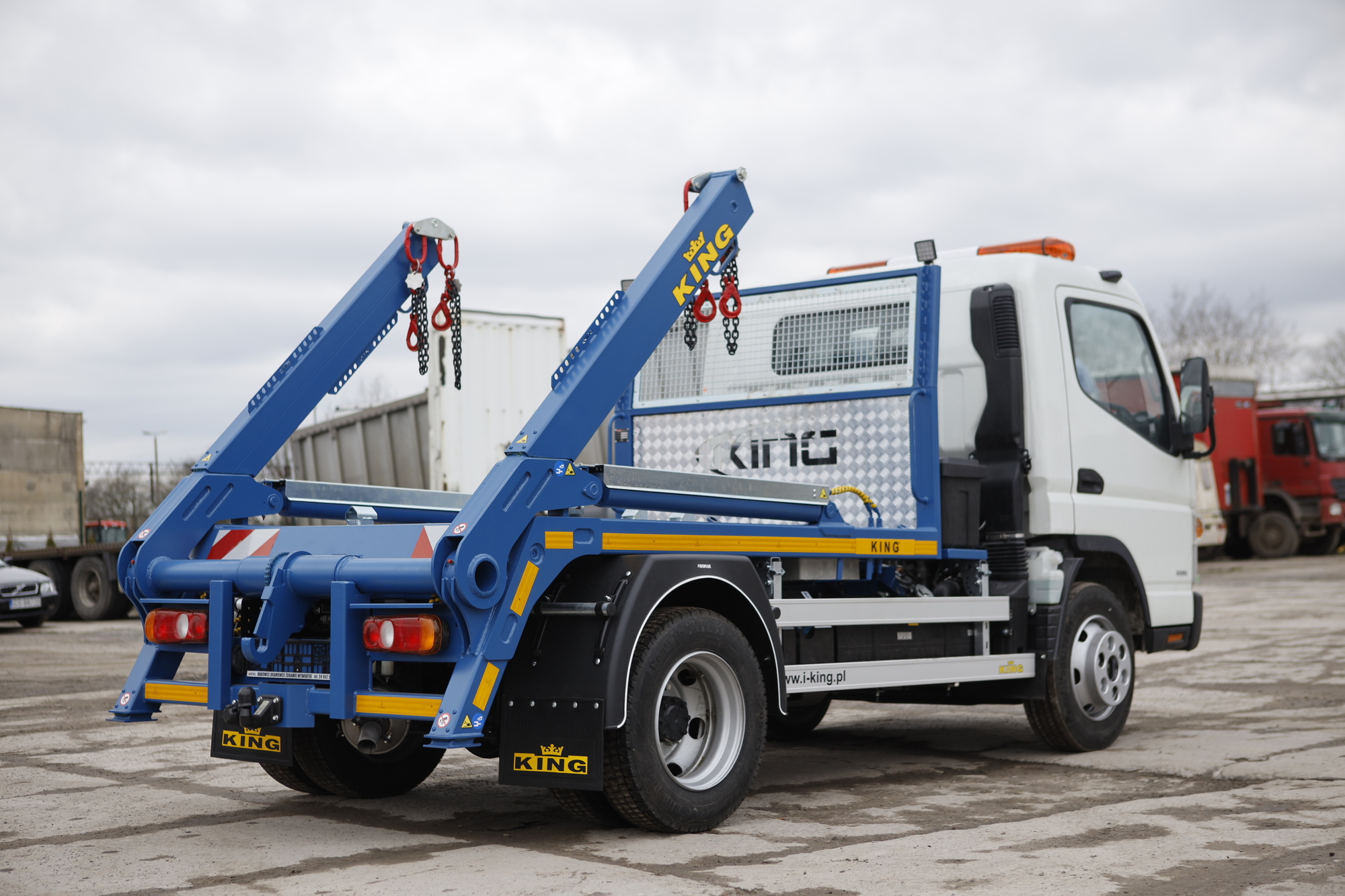 KING Vehicle Body Builder - Municipal/ Special vehicles undefined: picture 4
