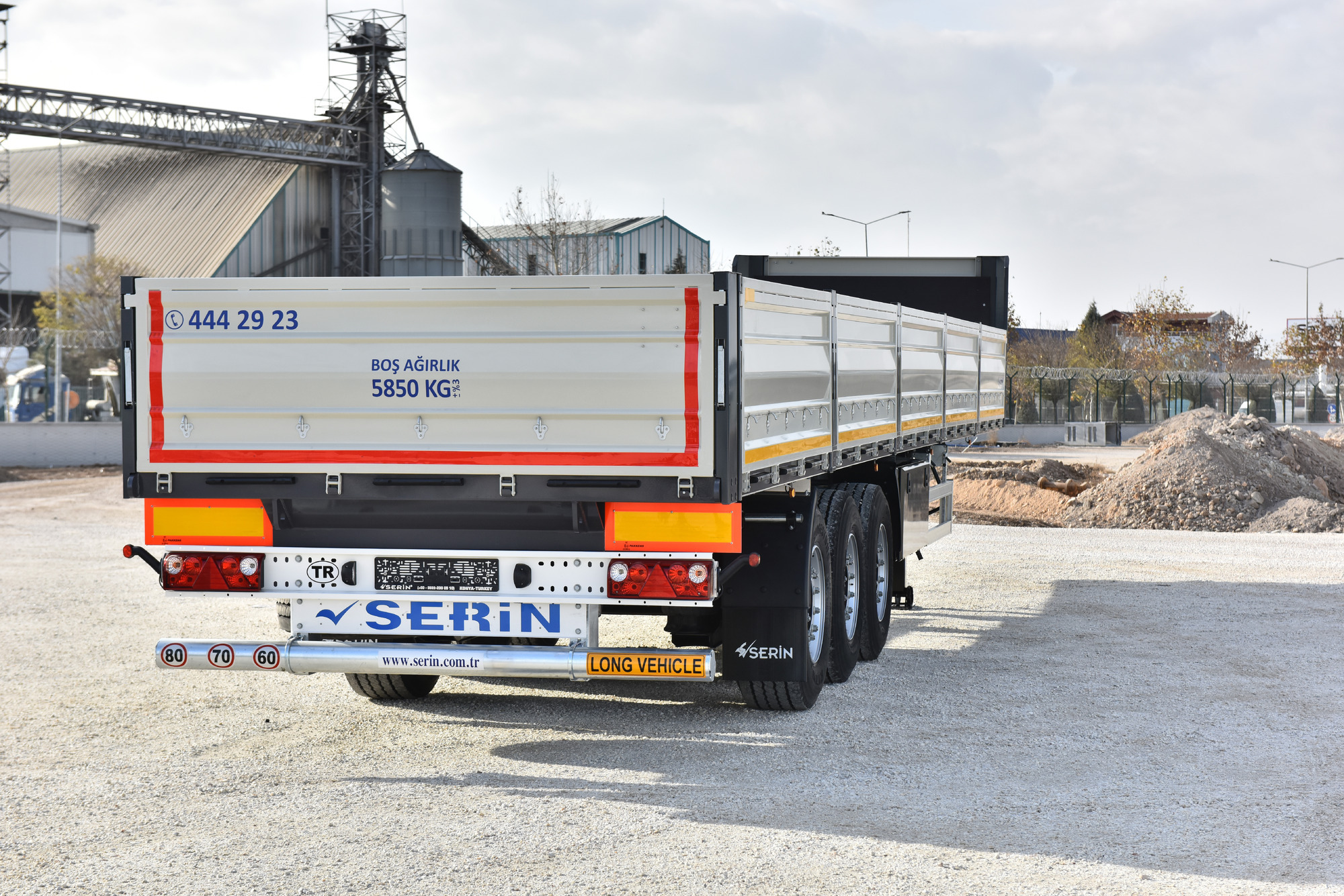 Serin Trailer undefined: picture 17