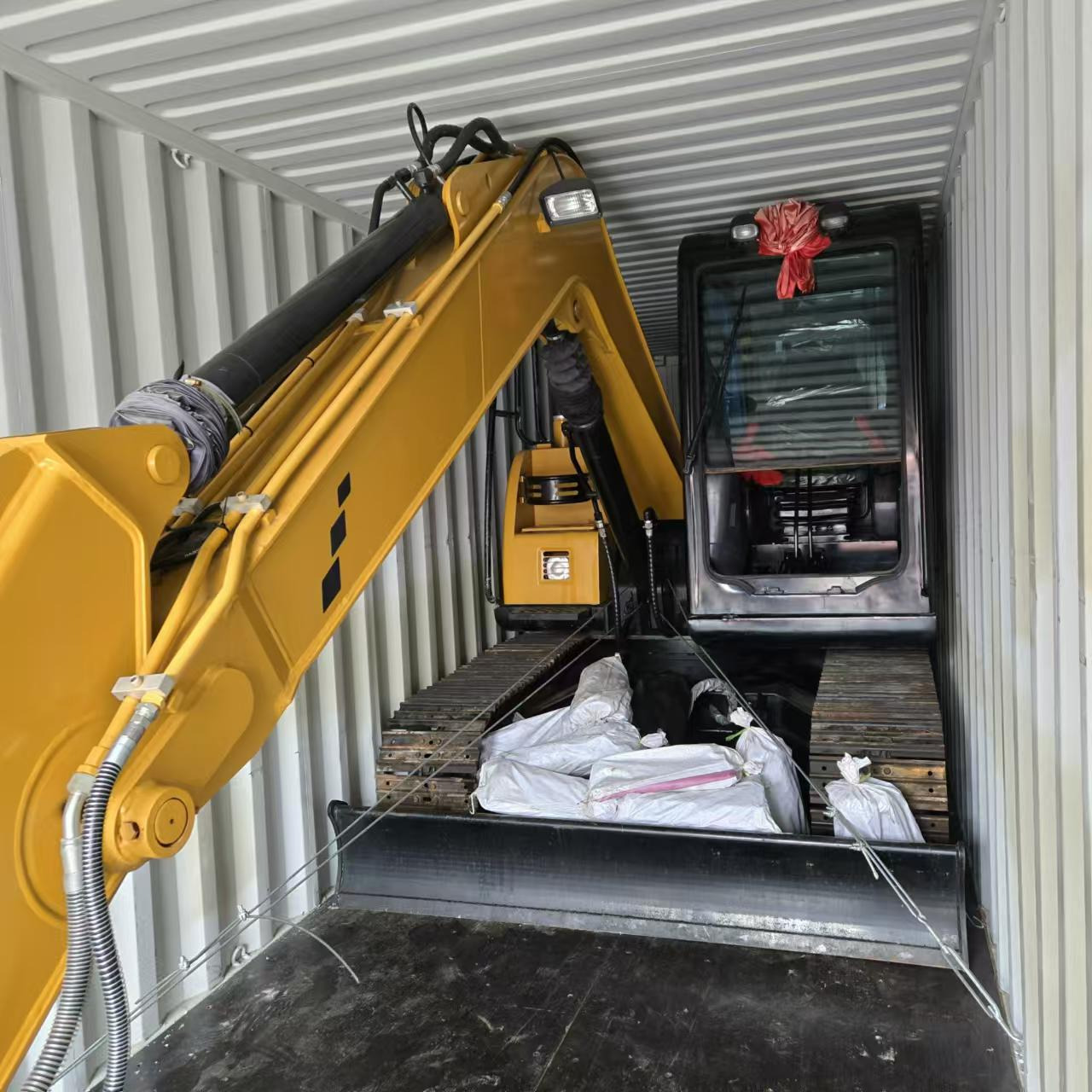 Toaks International Trading Company - Construction machinery XCMG ZL50GN - diesel undefined: picture 16