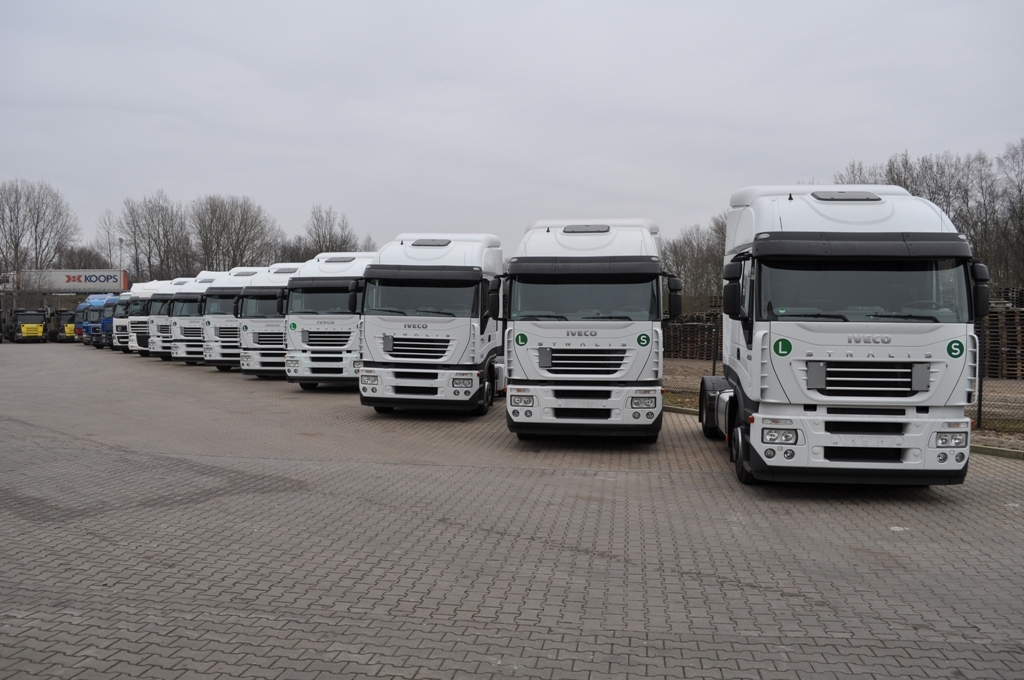 A1-Truck GmbH - Vans - Year: 2021, 4x2, gearbox: automatic undefined: picture 1
