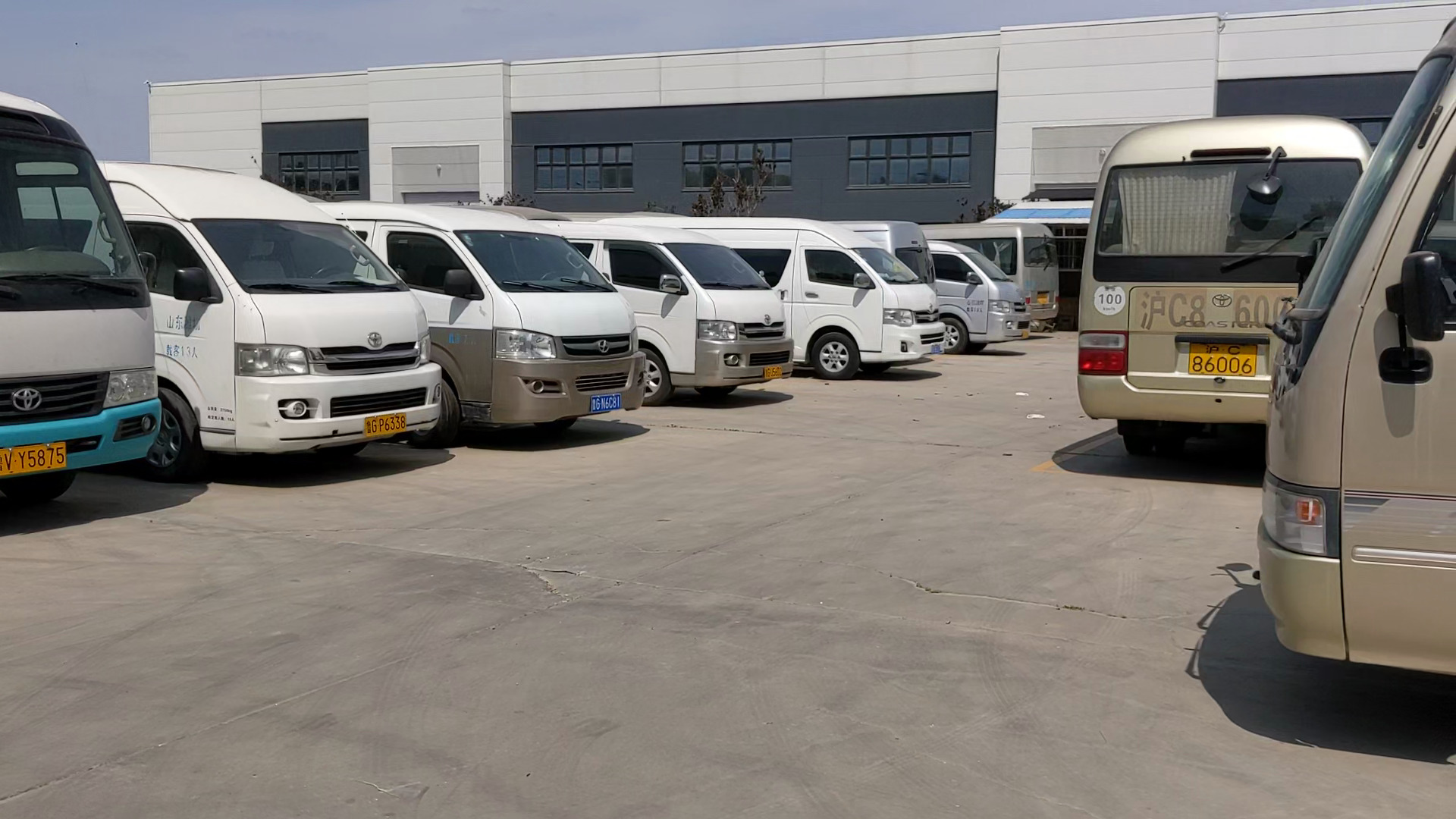 Wing Lung Engineering Equipment Co., Limited - vehicles for sale undefined: picture 4