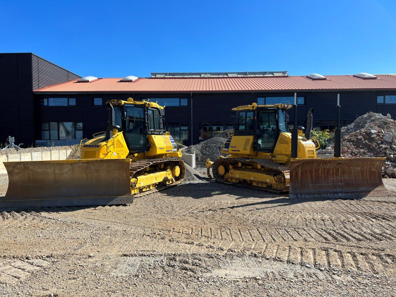 Daniel Manno  Baumaschinenhandel undefined: picture 17