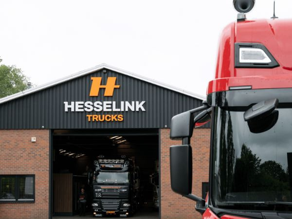 Hesselink Trucks B.V. - Trucks - new undefined: picture 1
