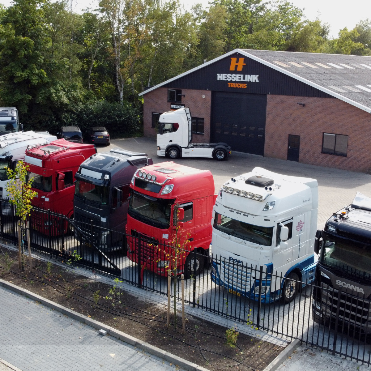 Hesselink Trucks B.V. - Trucks - new undefined: picture 8