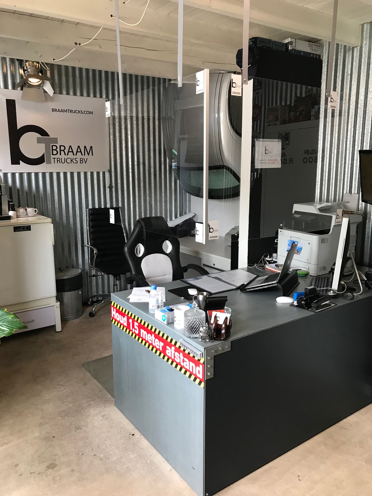 BRAAM TRUCKS & TRAILER VERHUUR B.V. - vehicles for sale undefined: picture 3