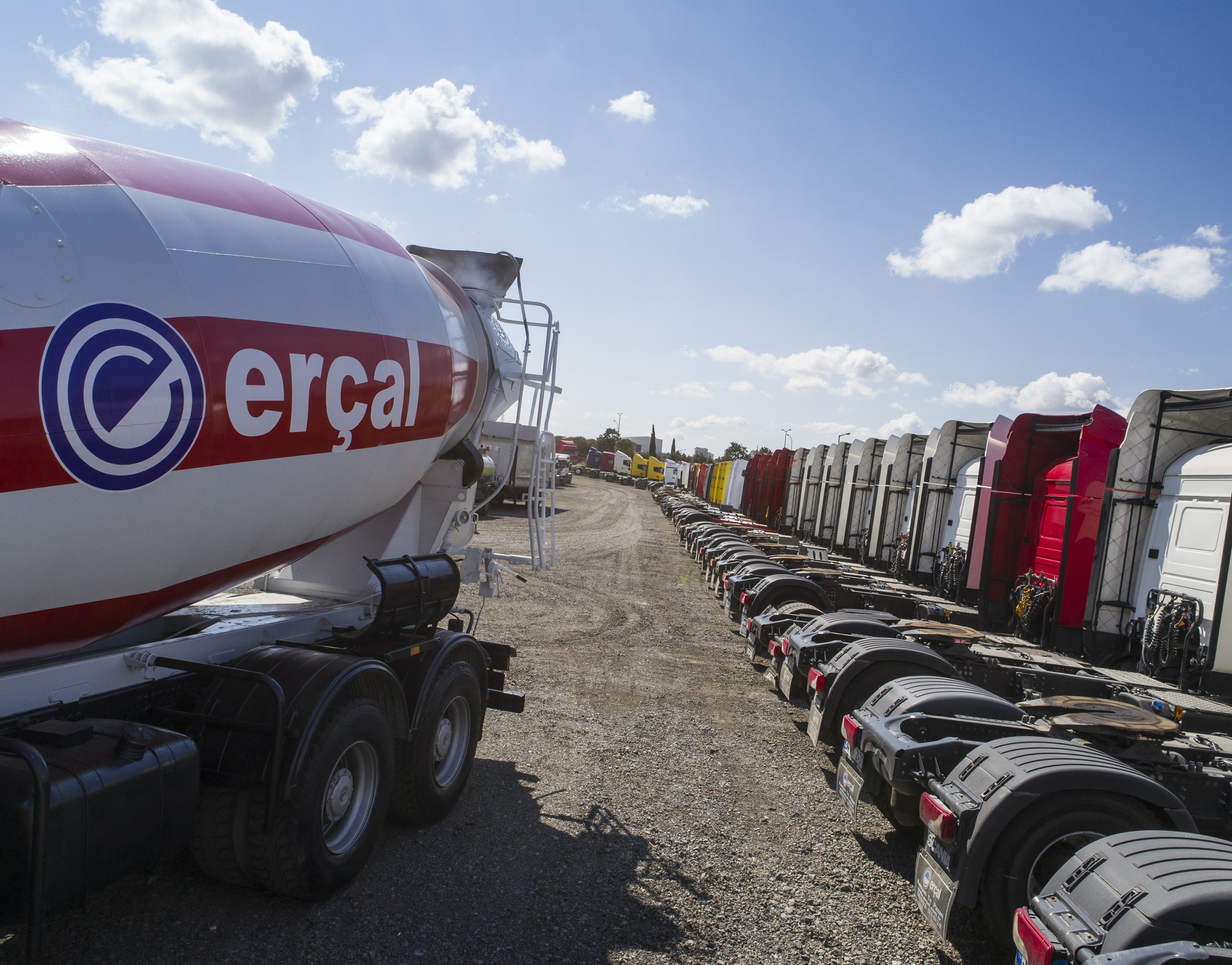ERCAL TRUCKS - Construction machinery FORD - Year: 2011 undefined: picture 4