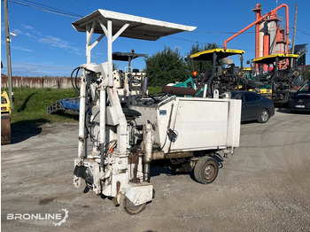 Asphalt distributor 1991 Wirtgen SF500C/4 Asfaldifrees 0,5m: picture 2