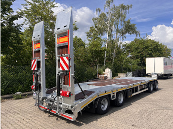 New Low loader trailer for transportation of heavy machinery Möslein T4 VB H1 gerade  neuer 4 Achs Tieflader gerade hydraulischen Rampen: picture 5