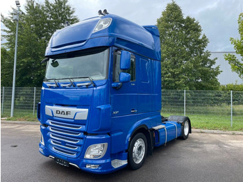 Tractor unit DAF XF 530