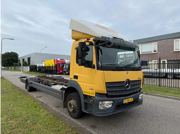 Cab chassis truck MERCEDES-BENZ Atego 1318