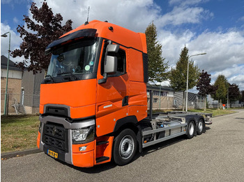 Container transporter/ Swap body truck RENAULT T 460