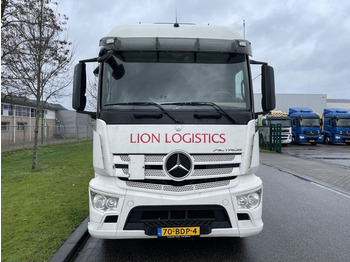 Tractor unit Mercedes-Benz Actros 1836 L 2-2014 bj 831.000 km: picture 3 Tractor unit Mercedes-Benz Actros 1836 L 2-2014 bj 831.000 km: picture 3