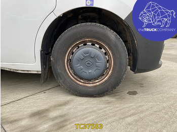 Van Renault Master 145: picture 3