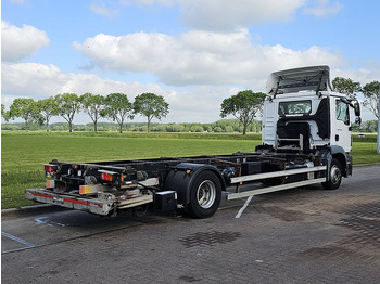 Container transporter/ Swap body truck MAN 12.250 TGM LL AIRCO TAILLIFT: picture 3