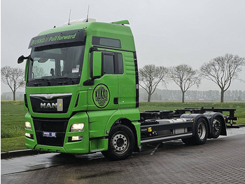 Container transporter/ Swap body truck MAN 26.440 TGX XXL INTARD. SERVICED: picture 2