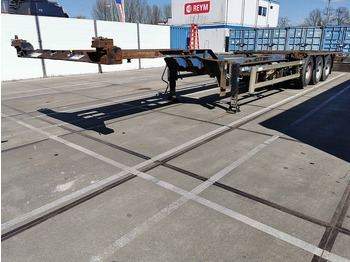 Container transporter/ Swap body semi-trailer RENDERS